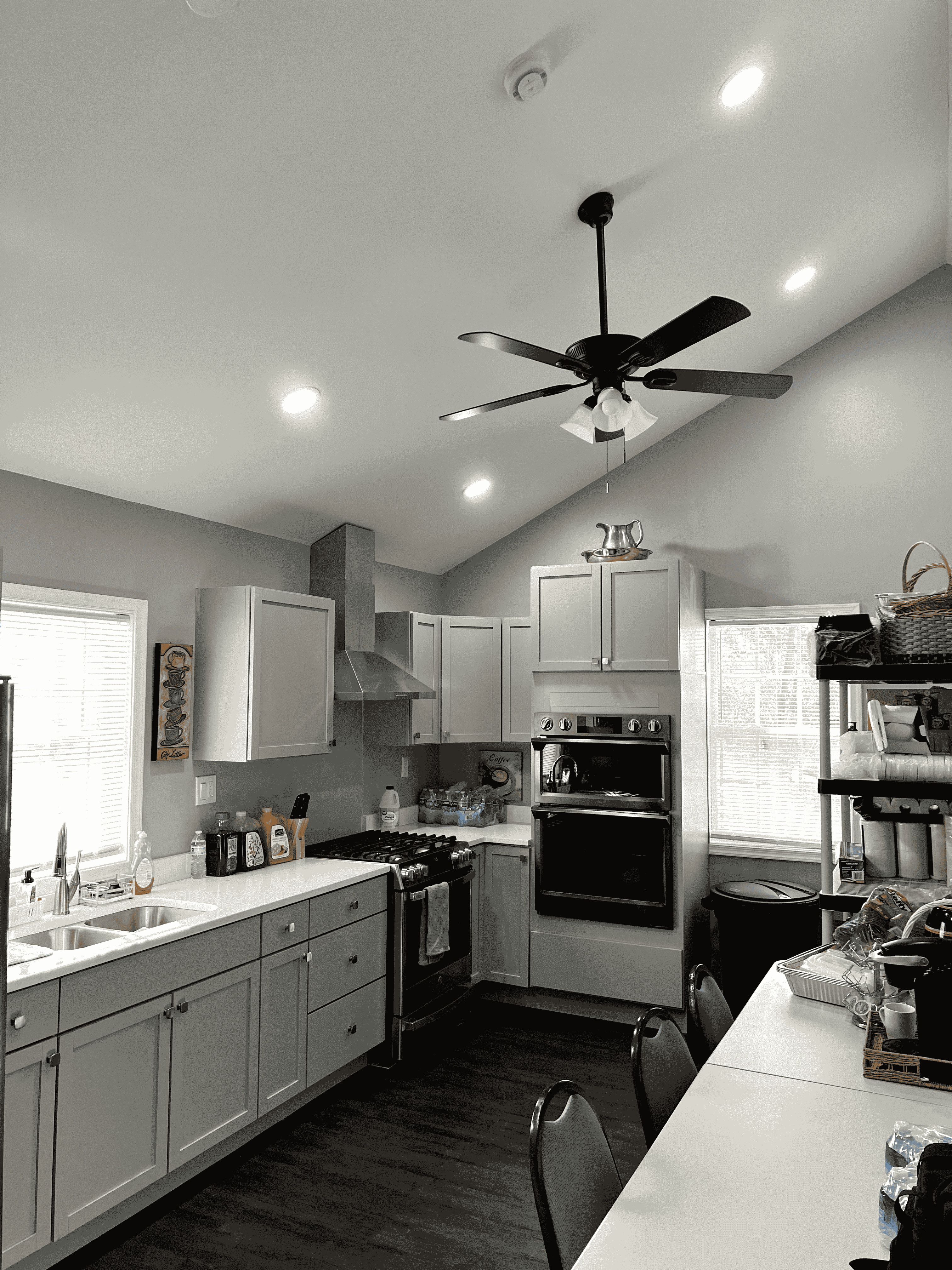 10 - Kitchen